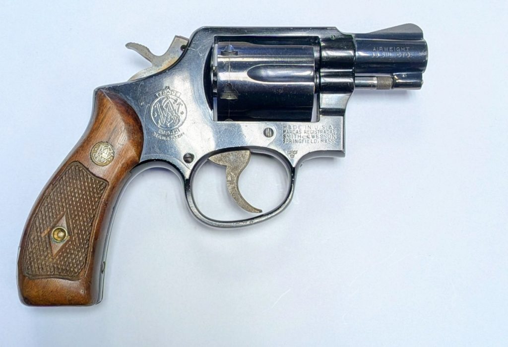 Rewolwer Smith & Wesson Airweight mod. 12, 2", kal. 38 Spec.